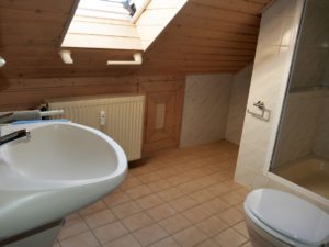 Badezimmer - Ferienwohnung Auetal